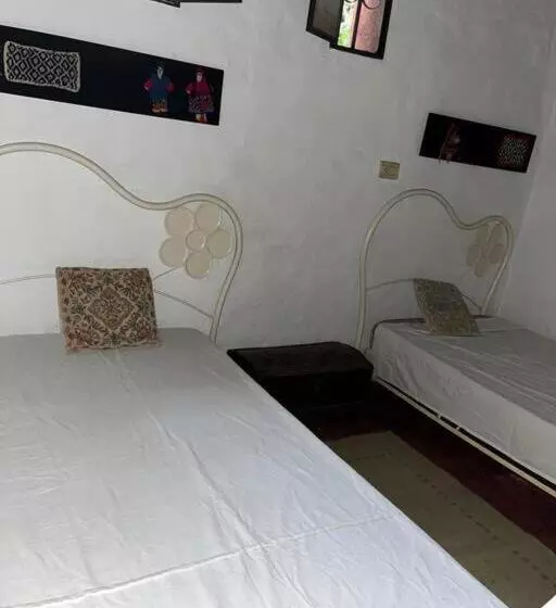 Casa De Huéspedes La Escondida