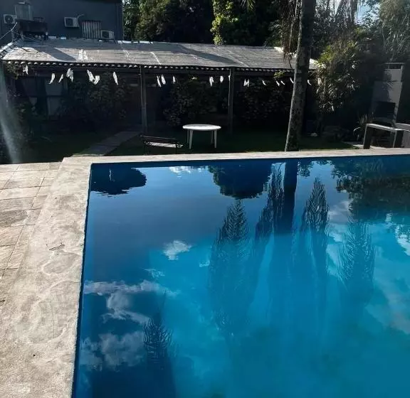 Casa De Huéspedes La Escondida