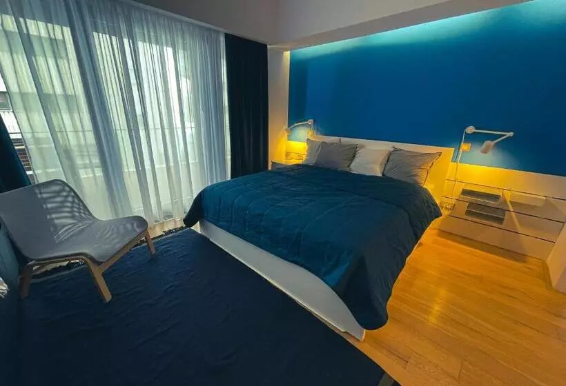 Beachfront Designer Apt, 100 Sqm, 2 Bath, Huge Terrace On The Sea Shore