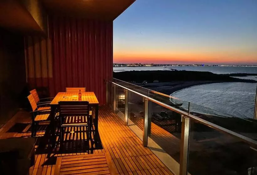 Beachfront Designer Apt, 100 Sqm, 2 Bath, Huge Terrace On The Sea Shore