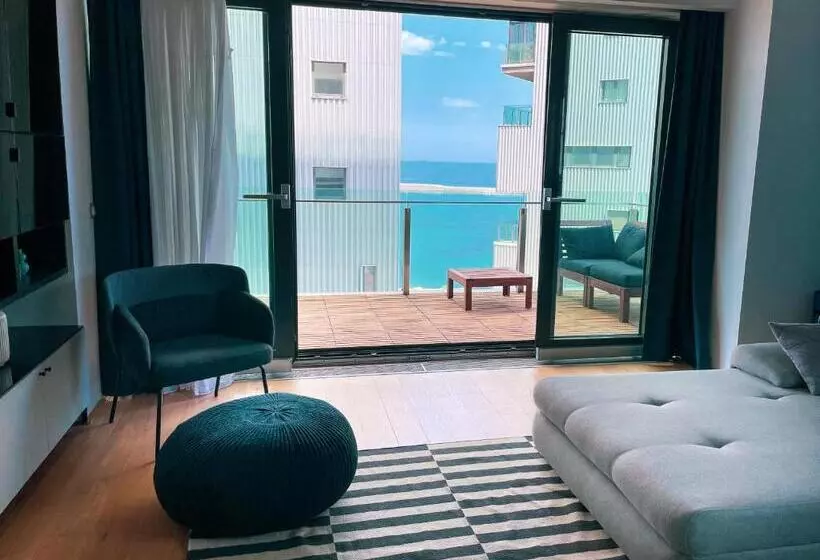 Beachfront Designer Apt, 100 Sqm, 2 Bath, Huge Terrace On The Sea Shore