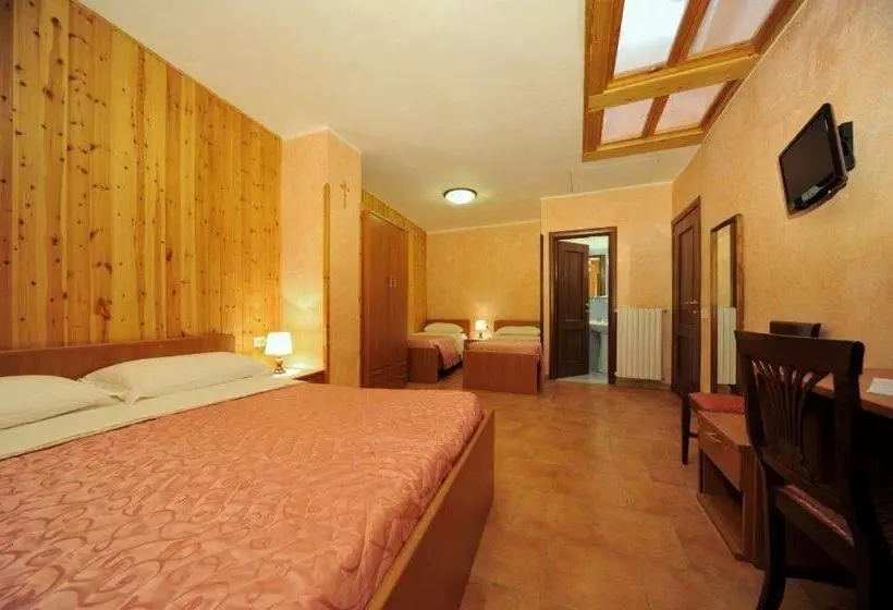 ホテル Albergo Pensione Paola