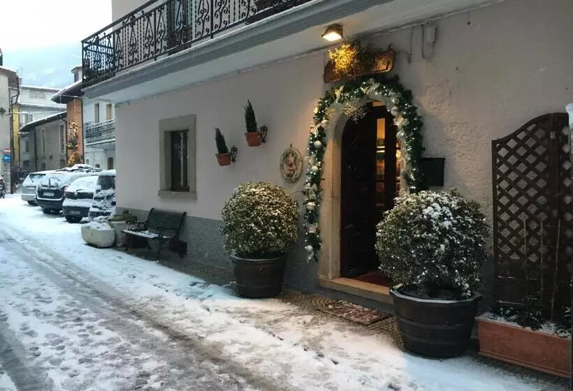 ホテル Albergo Pensione Paola