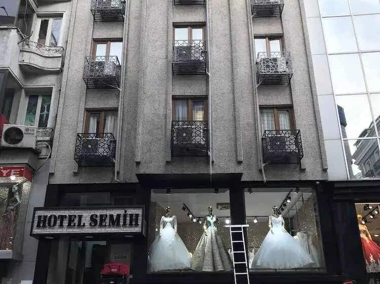 ホテル Semih