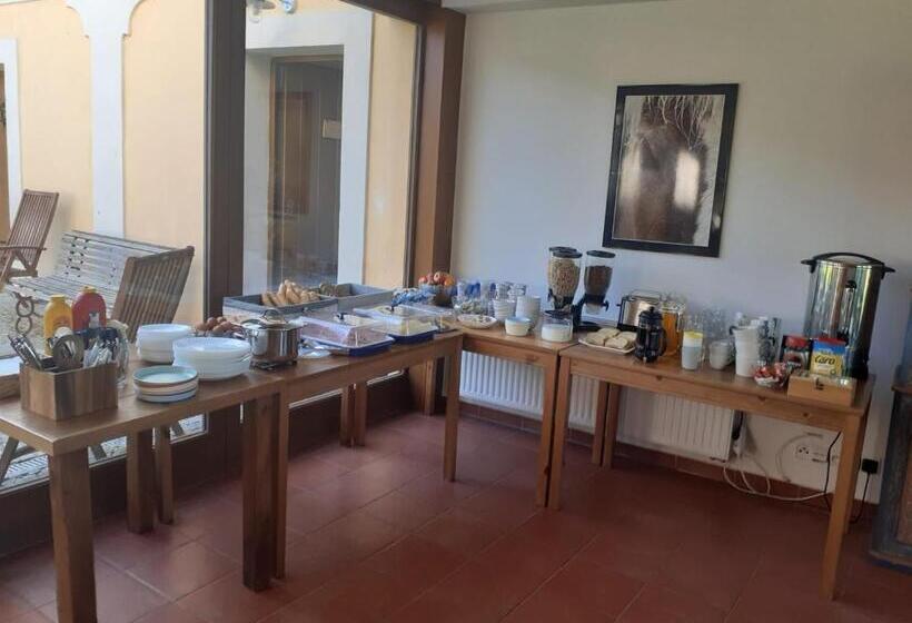 Hotel Statek Krkavčí Hora