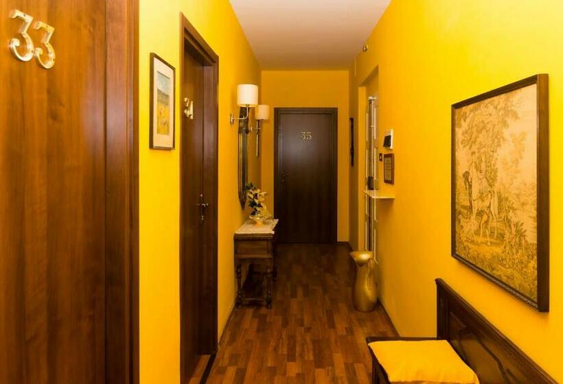 Pension (Hôtel basse catégorie) Affittacamere Orchidea