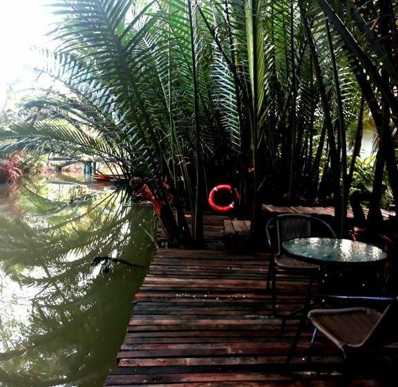 膳宿费 Baan Glangsuan Bang Kobua