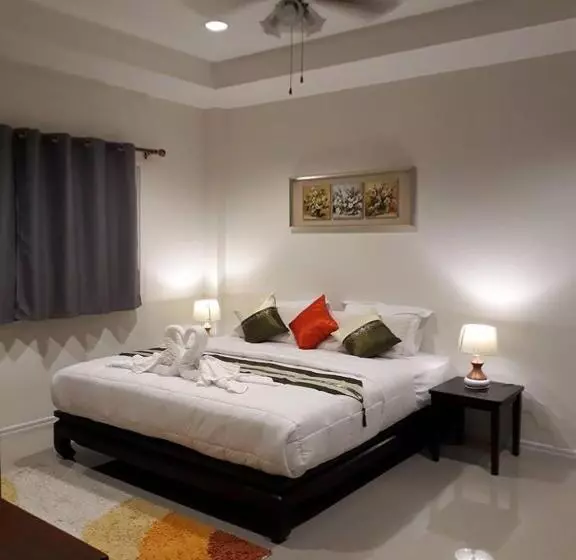 ペンション Baan Glangsuan Bang Kobua