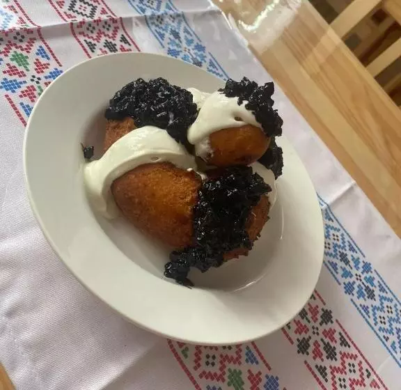 ペンション Casa Mocanitei