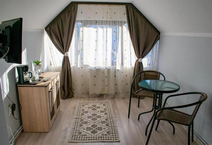 پانسیون Casa Mocanitei