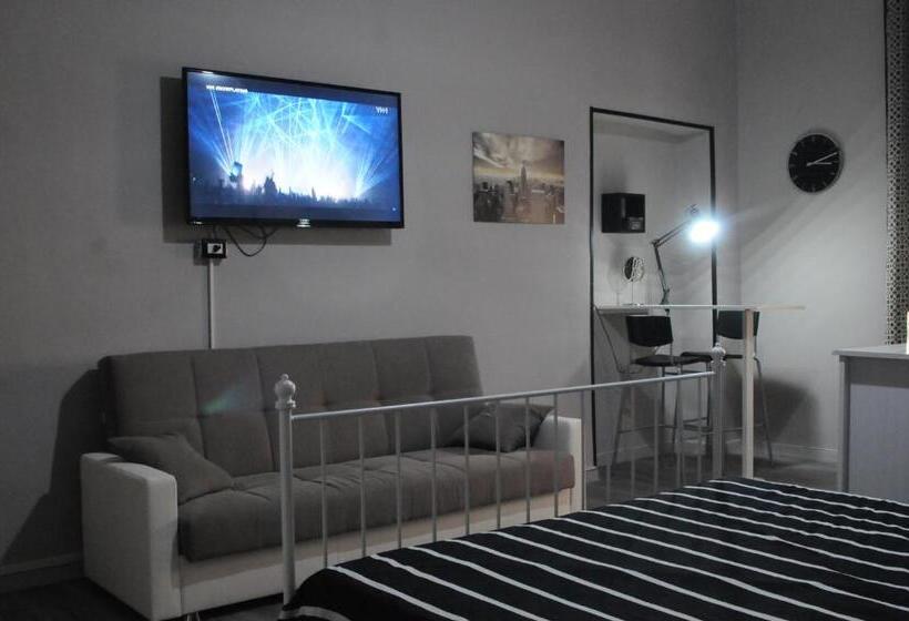 پانسیون Meridional Station