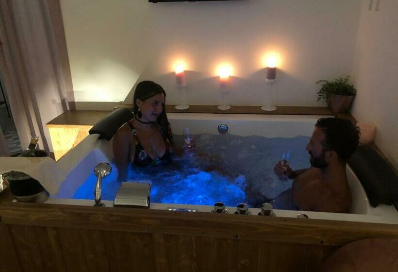 پانسیون Nenetta Rooms & Suites Monopoli