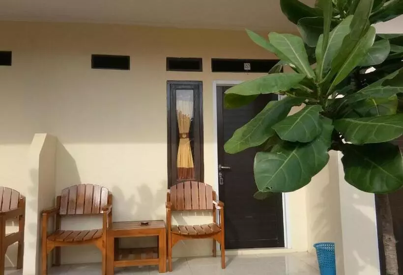 Majatalo Penginapan Karanglaut Sayangheulang