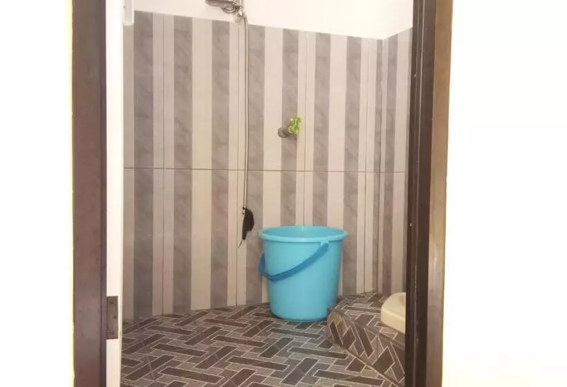 Majatalo Penginapan Karanglaut Sayangheulang