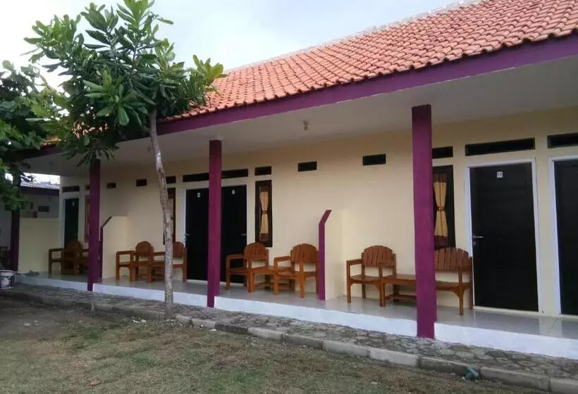 Majatalo Penginapan Karanglaut Sayangheulang