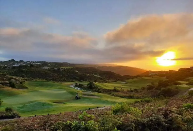 ペンション Pezula Golf House