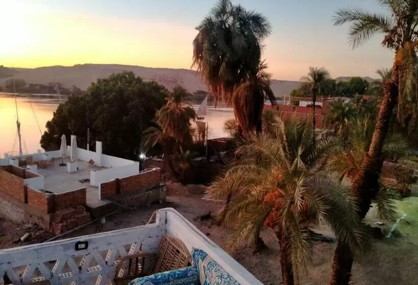 Seko Kato Nile View Hostel