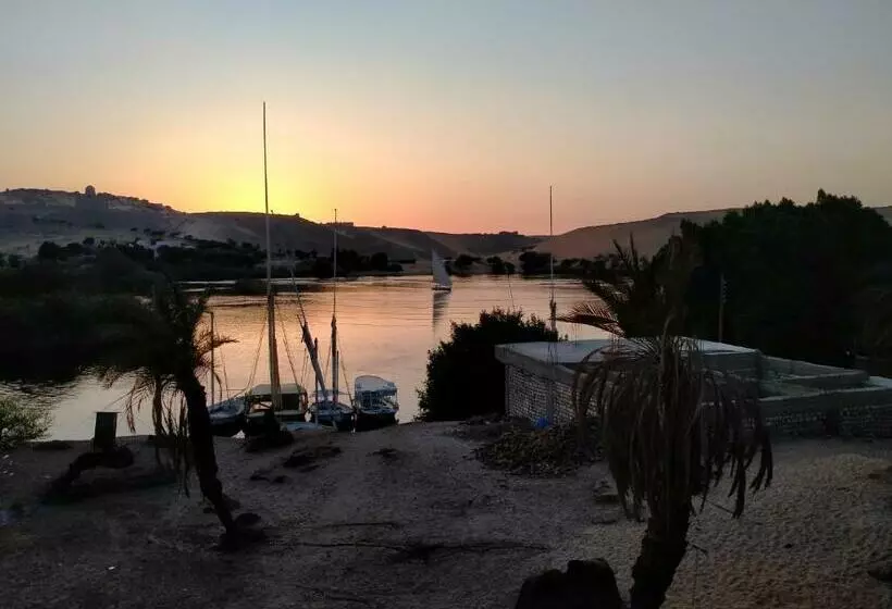 Seko Kato Nile View Hostel