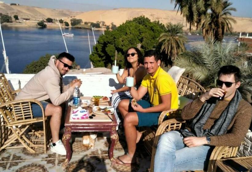 Seko Kato Nile View Hostel