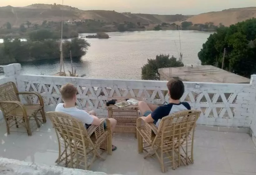 Seko Kato Nile View Hostel