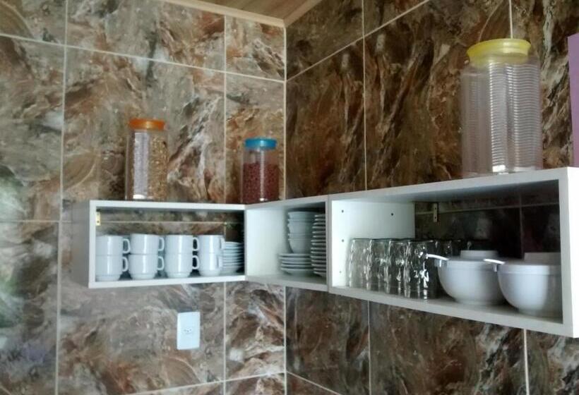 هاستل Pousada Família Flores