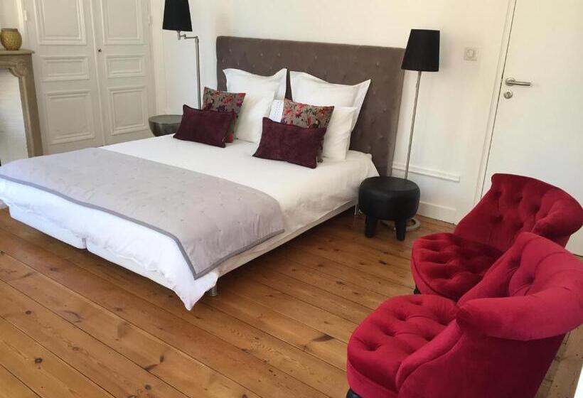 تختخواب و صبحانه Au Cœur De Lille