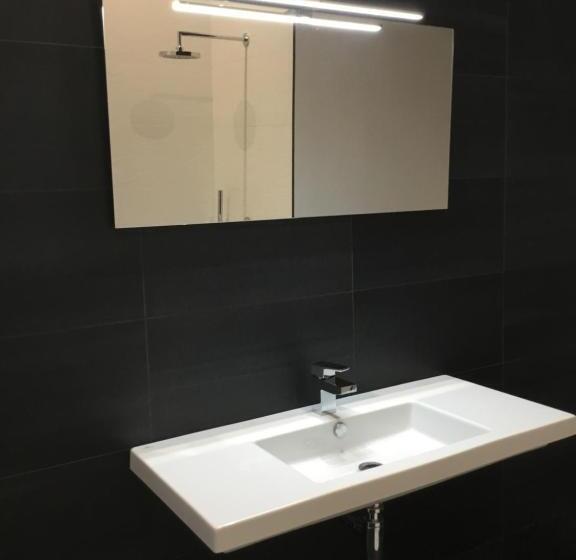 تختخواب و صبحانه Au Cœur De Lille