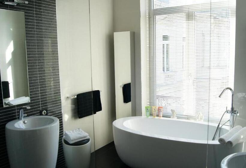 تختخواب و صبحانه Au Cœur De Lille