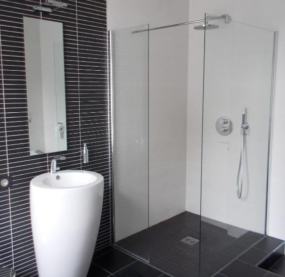 تختخواب و صبحانه Au Cœur De Lille