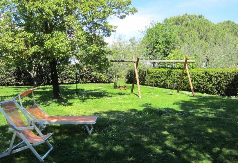 هتل Agriturismo Salcino