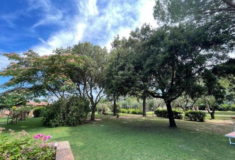 هتل Agriturismo Salcino