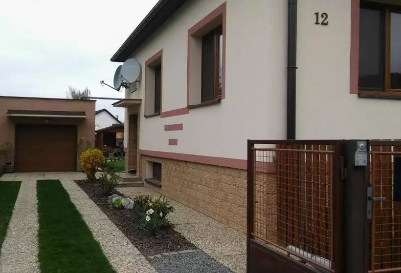 ペンション Apartment Alta