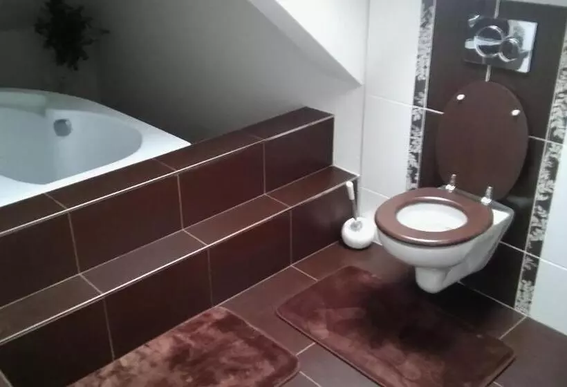 ペンション Apartment Alta