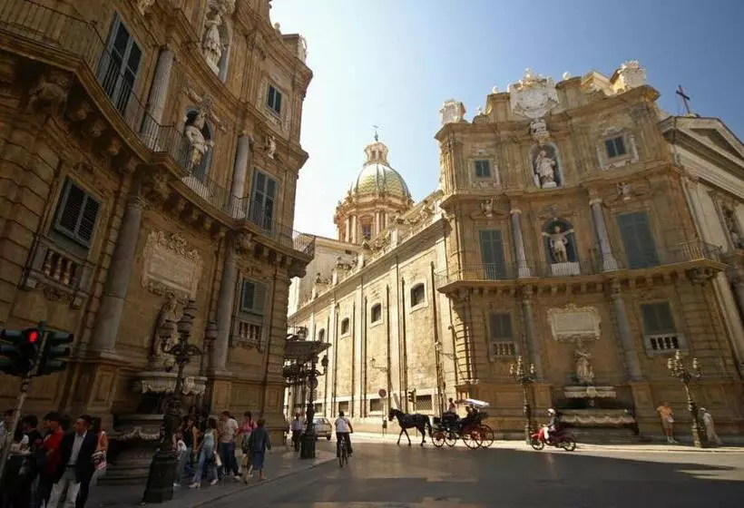 پانسیون Duca Di Villena