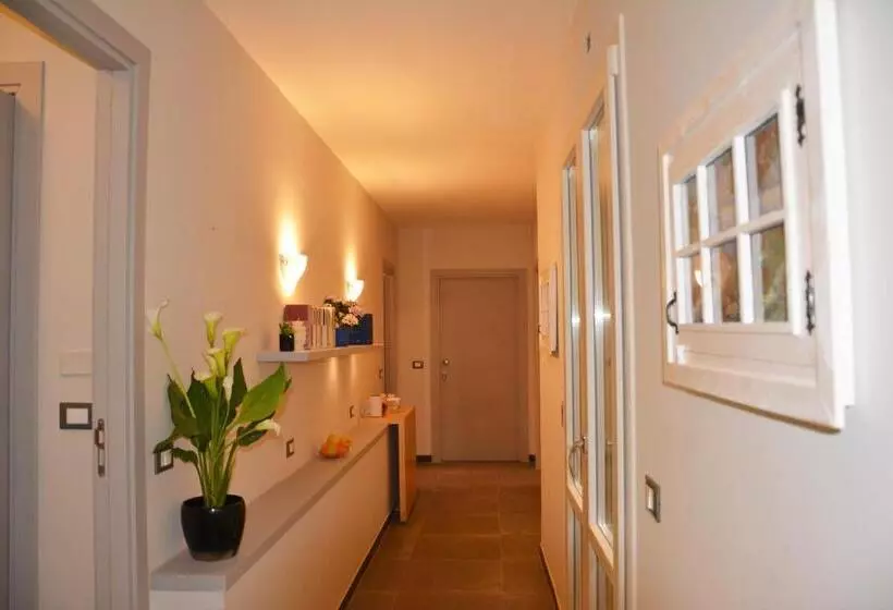 پانسیون Duca Di Villena