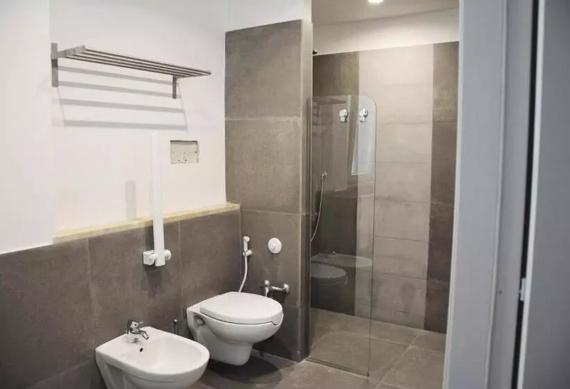 پانسیون Duca Di Villena