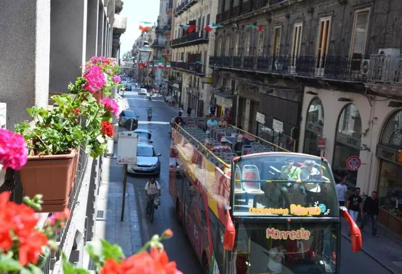 پانسیون Duca Di Villena