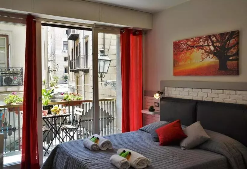 پانسیون Duca Di Villena