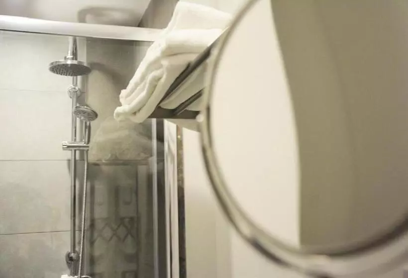 پانسیون Duca Di Villena