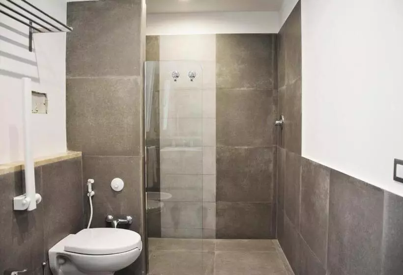 پانسیون Duca Di Villena