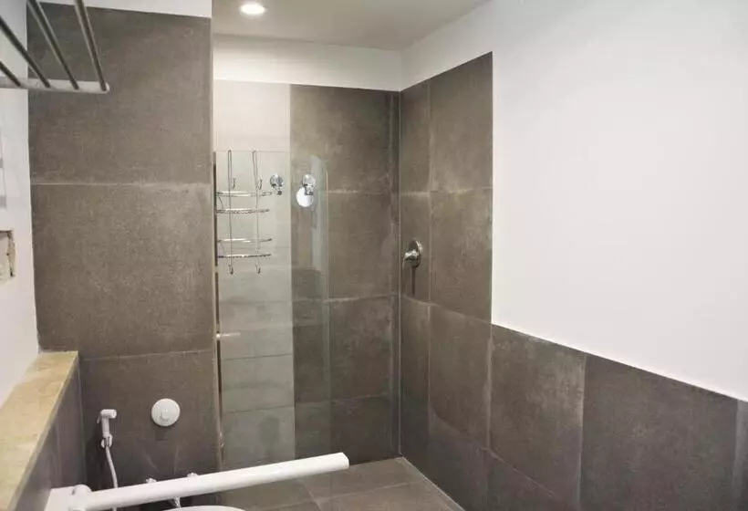 پانسیون Duca Di Villena