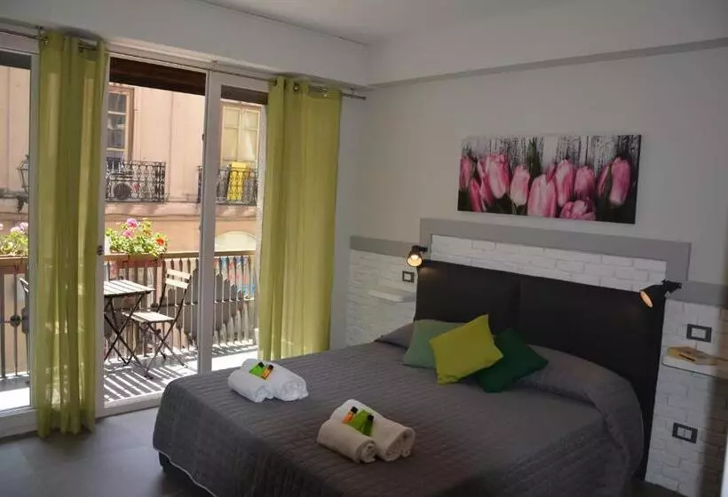 پانسیون Duca Di Villena