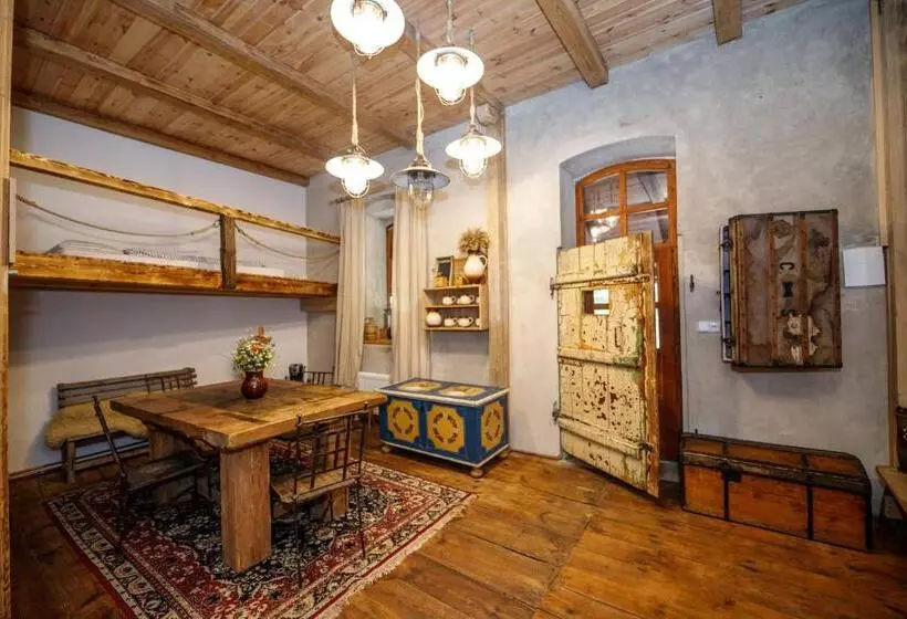 Majatalo Housův Mlýn