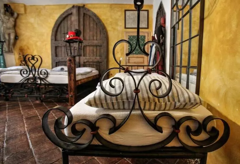 Majatalo Housův Mlýn