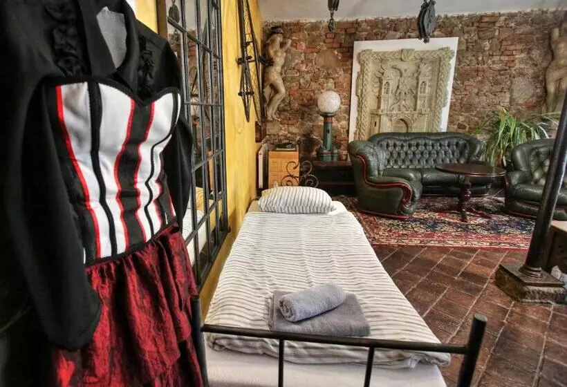 Majatalo Housův Mlýn