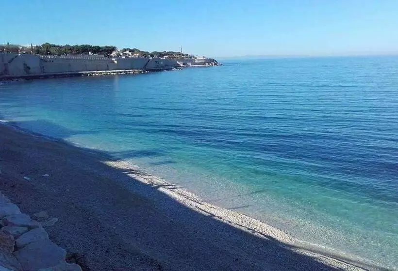 Majatalo Palazzo Lupicini Affittacamere