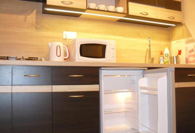 ペンション Privát Za Lesíkom