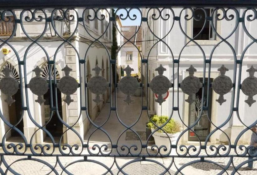 پانسیون Residencial Luz