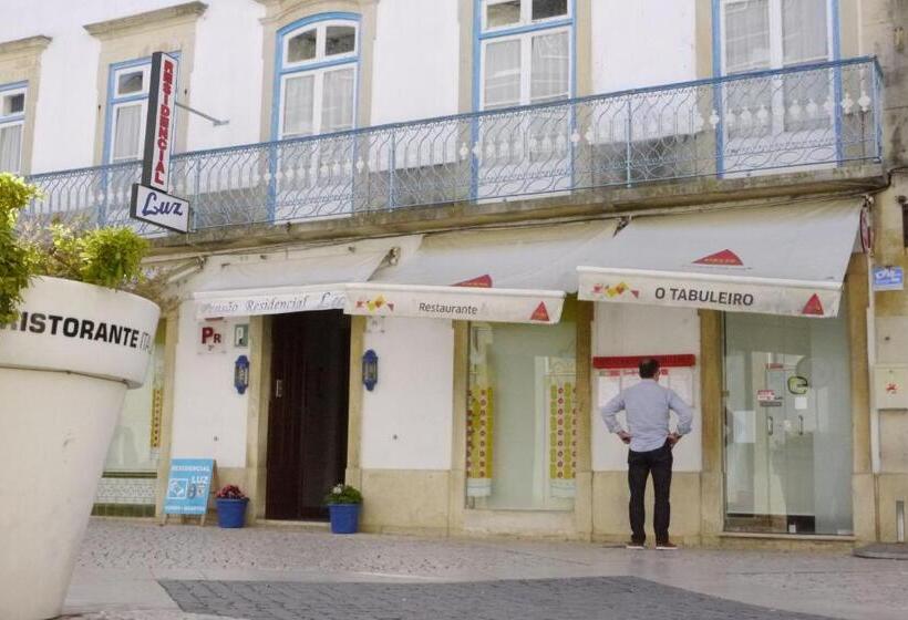 پانسیون Residencial Luz