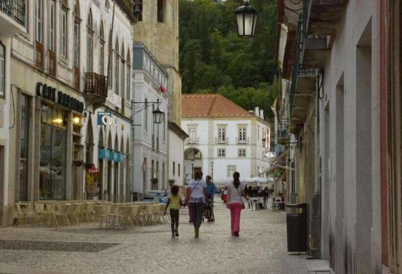 پانسیون Residencial Luz